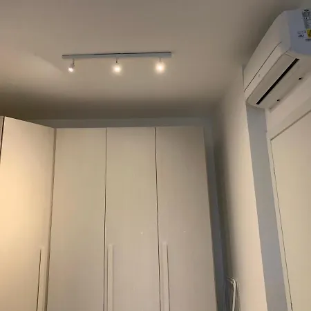 Apartment Flatty - Ponte Seveso Milan